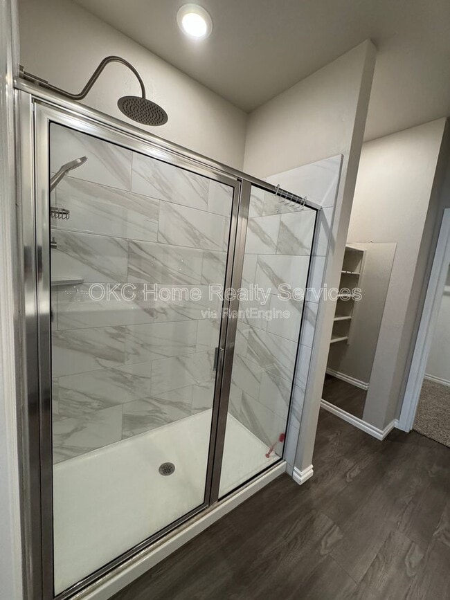 Building Photo - 2748 Alice Wy