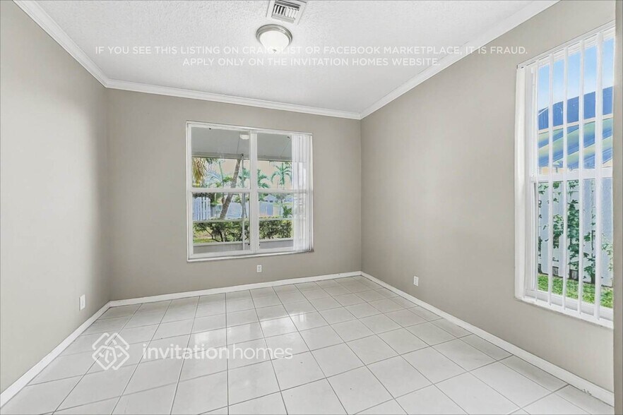 Building Photo - 7697 Springfield Lake Dr