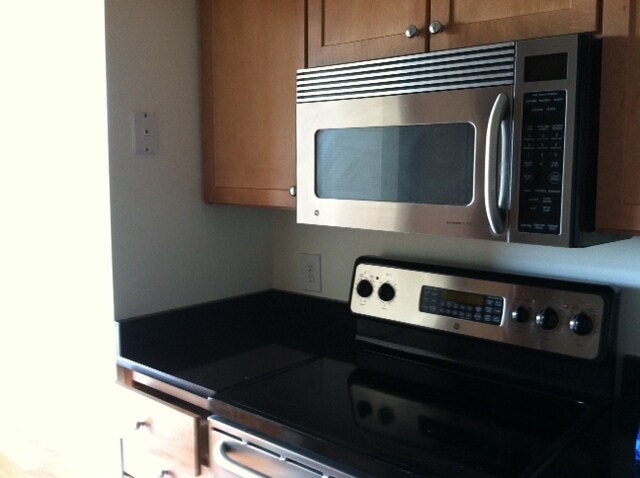 Kitchen - 2230 George C Marshall Dr