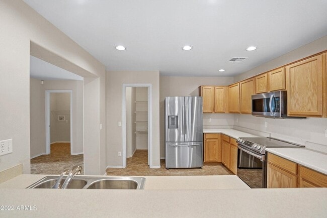 Building Photo - 15422 N 169th Ln