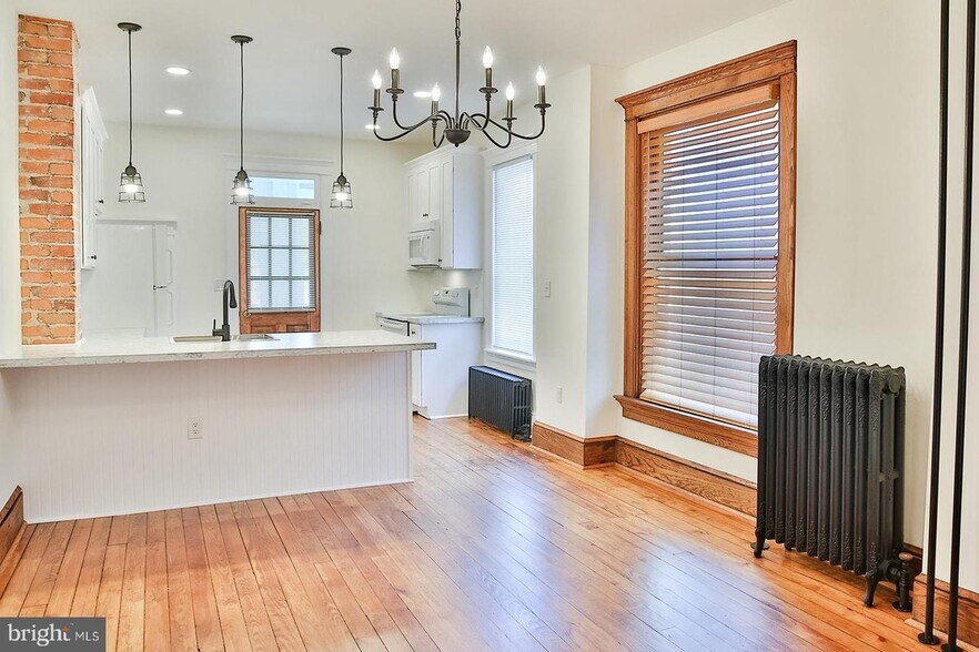 Building Photo - 102 Washington Ave