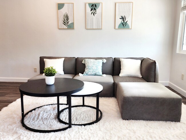 Building Photo - 18942 E Smiley Dr