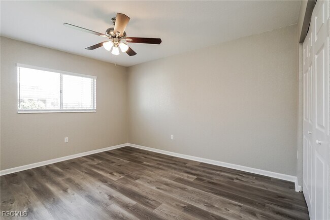 Building Photo - 1423 SE 18th St