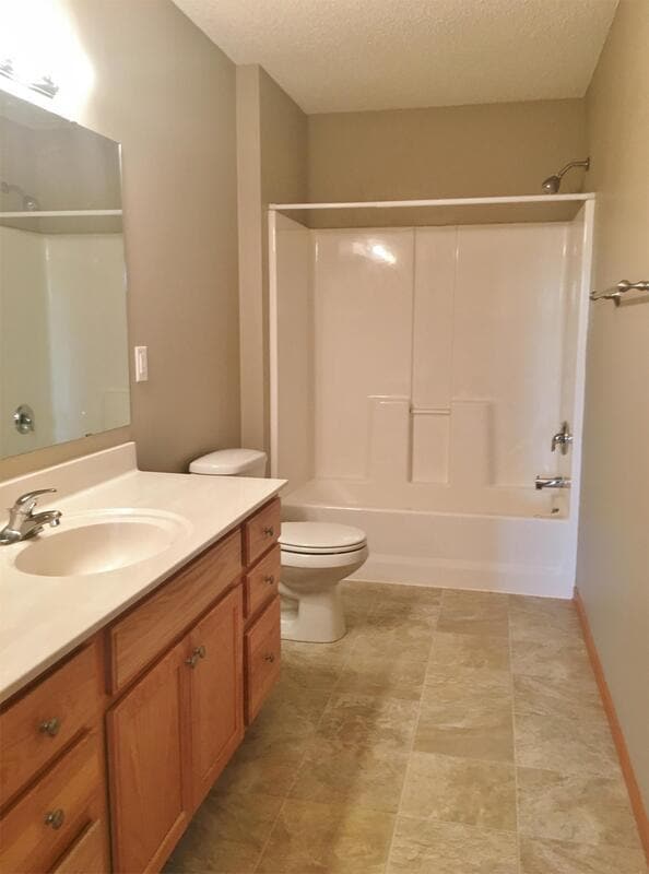 Building Photo - 9136 Goodrich Dr