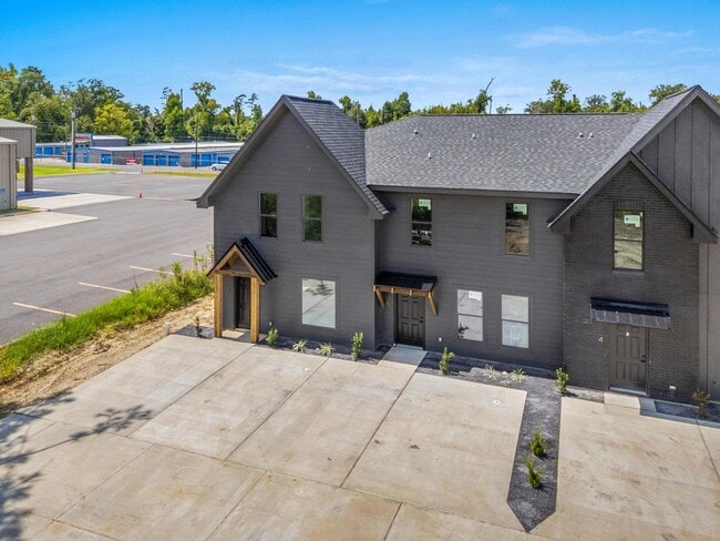 Building Photo - 3525 Heard Rd