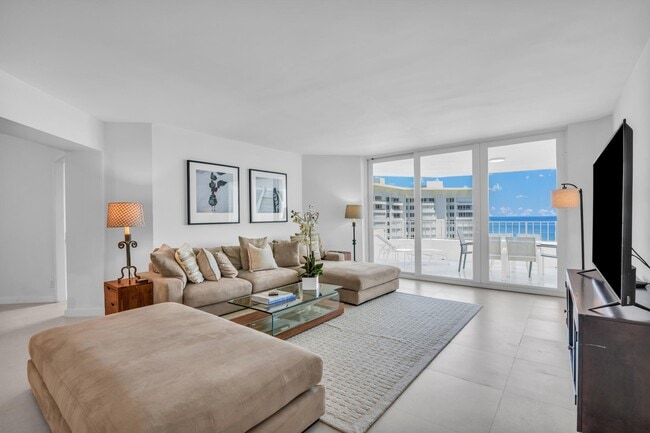 Building Photo - 550 S Ocean Blvd