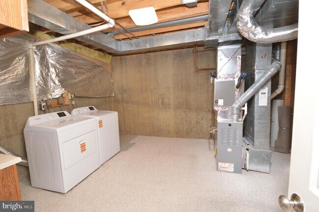 Building Photo - 6504 Castine Ln