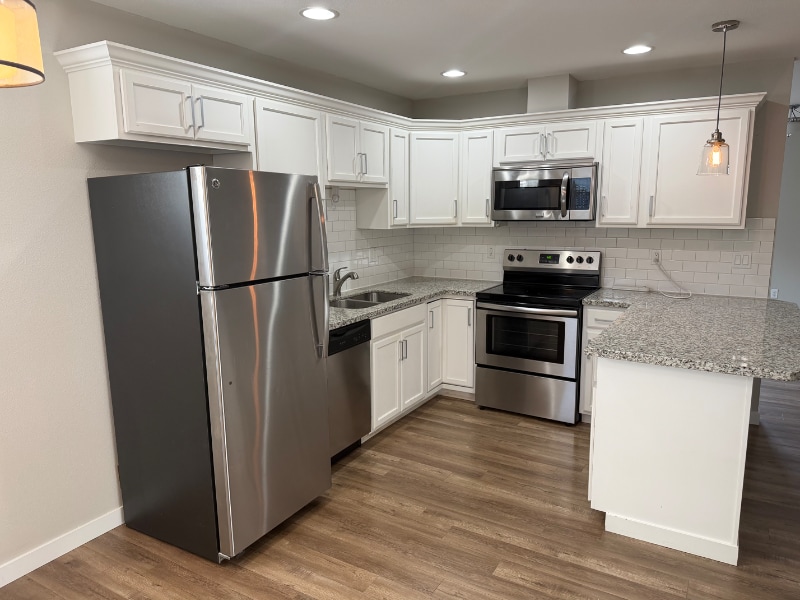 Building Photo - 3015 Fruit Valley Rd