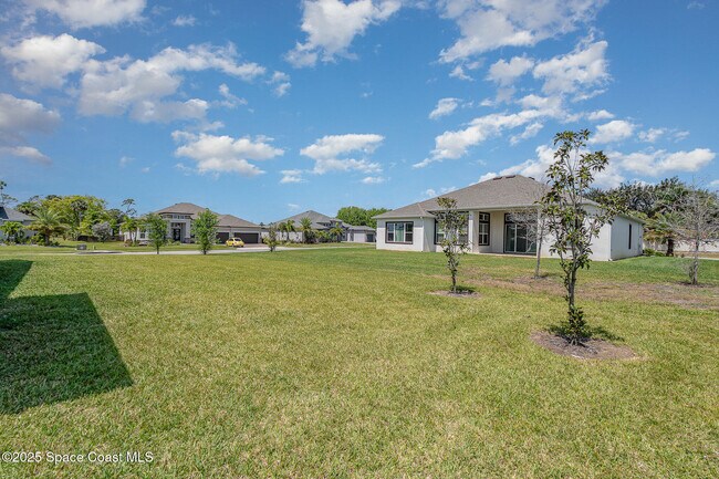 Building Photo - 1140 Aranceto Cir