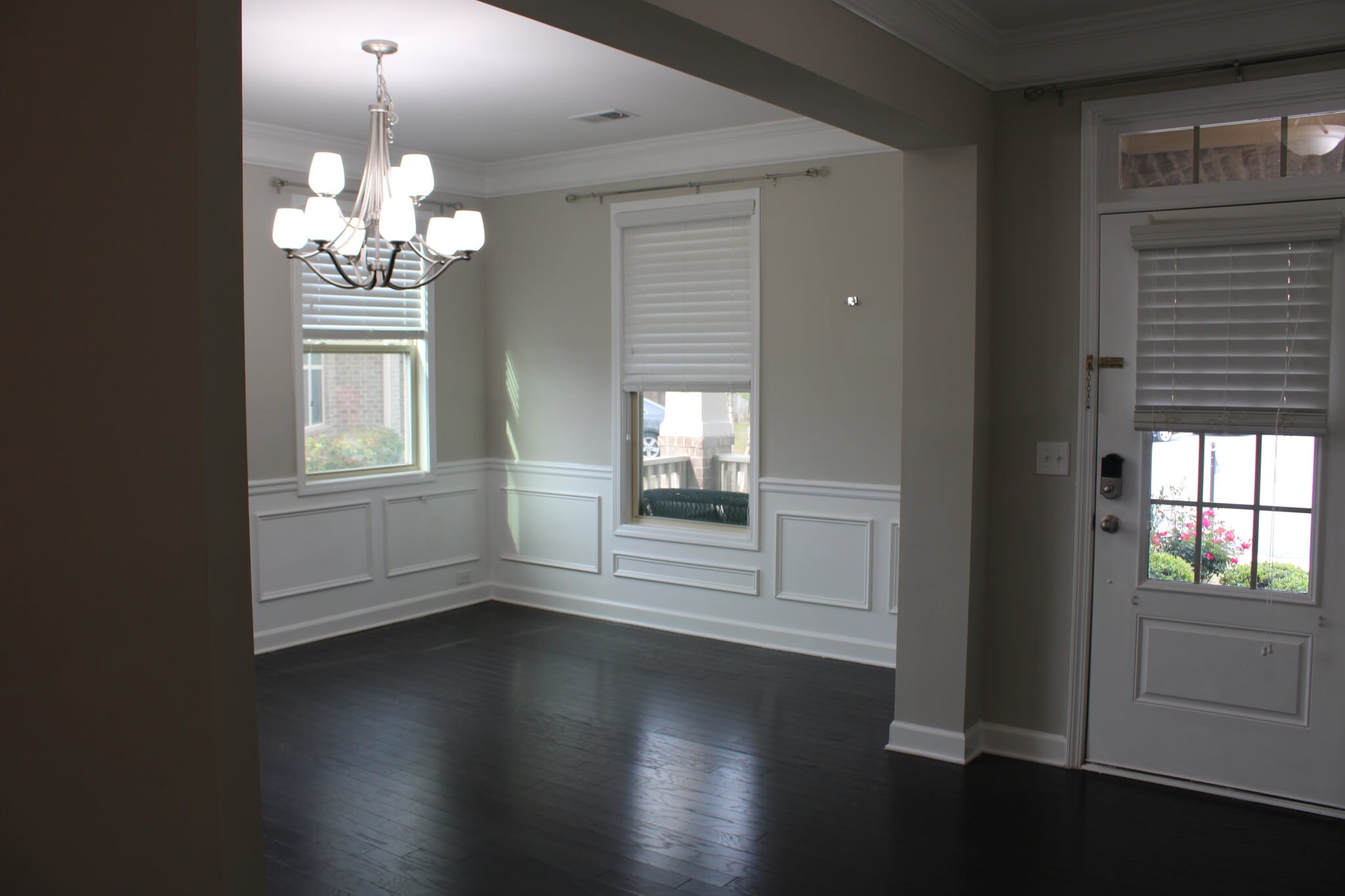 Dining area - 2940 Furlong Ct