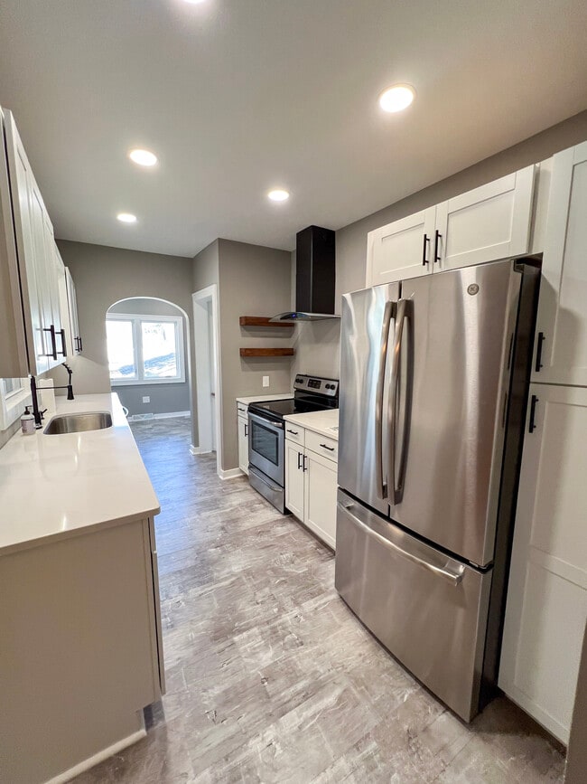 Kitchen - 236 Arden St
