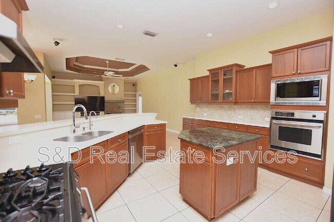 Building Photo - 3203 Highlands Lakeview Cir