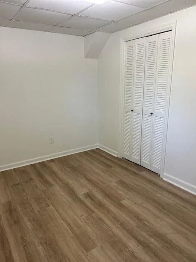 Building Photo - GORGEOUS RENOVATED HOME