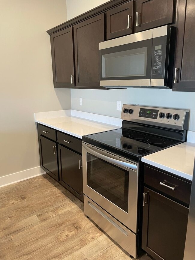 Building Photo - 3 Bedroom, 2 Bath Home in Valley View