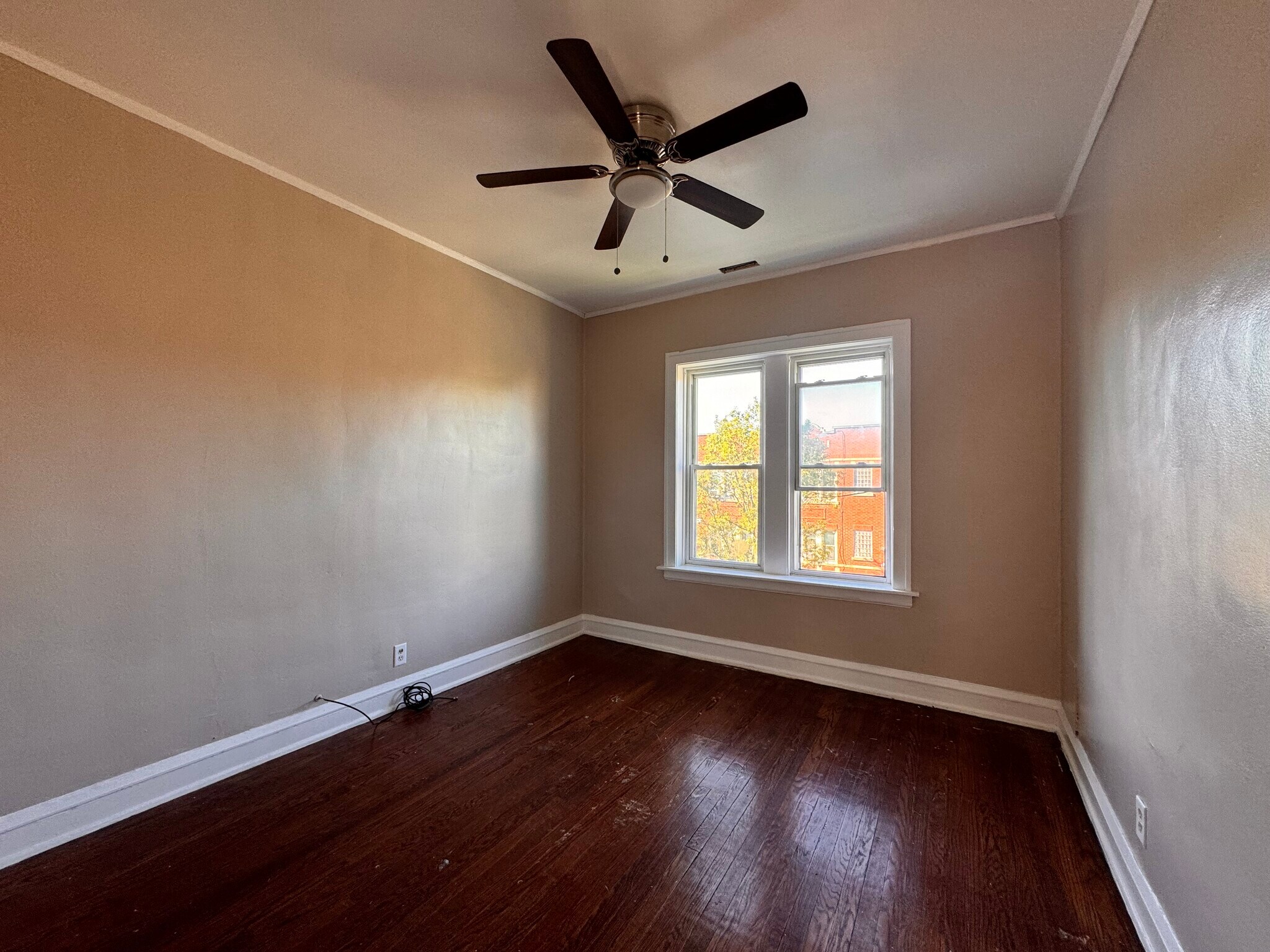 Building Photo - 2833 W 66th St