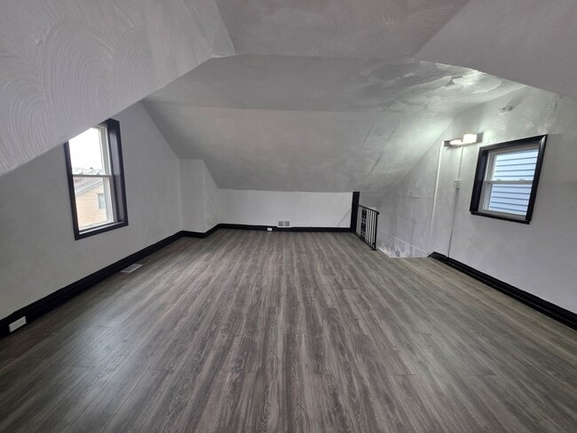 Building Photo - Updated 1 bedroom 1 bath for rent in Arlington!