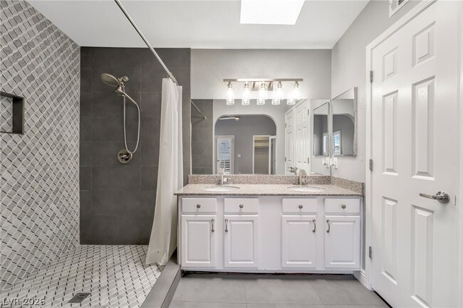 Building Photo - 511 Bass Dr