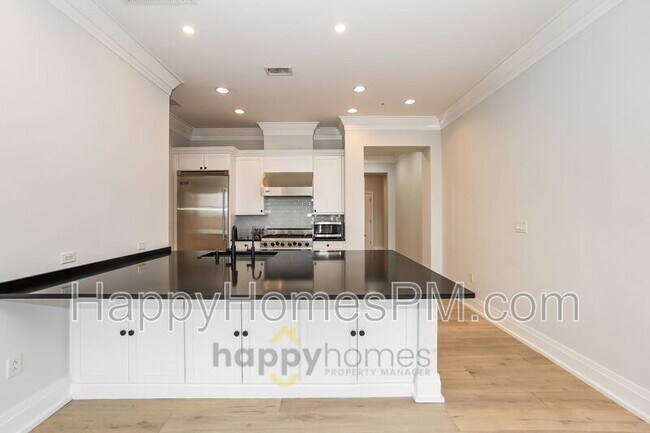 Building Photo - 118 Cooper River Dr