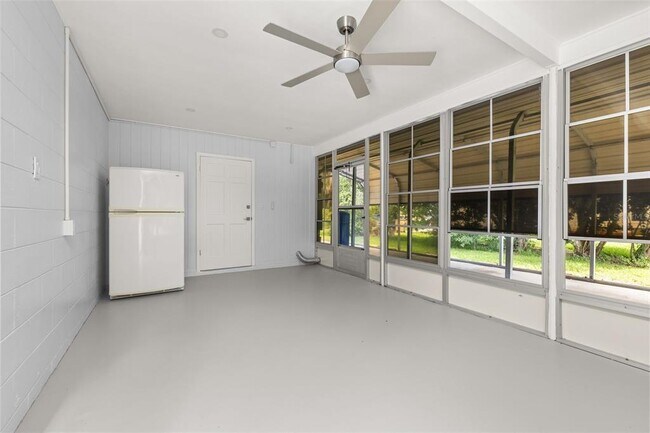 Building Photo - 930 Aultman Rd