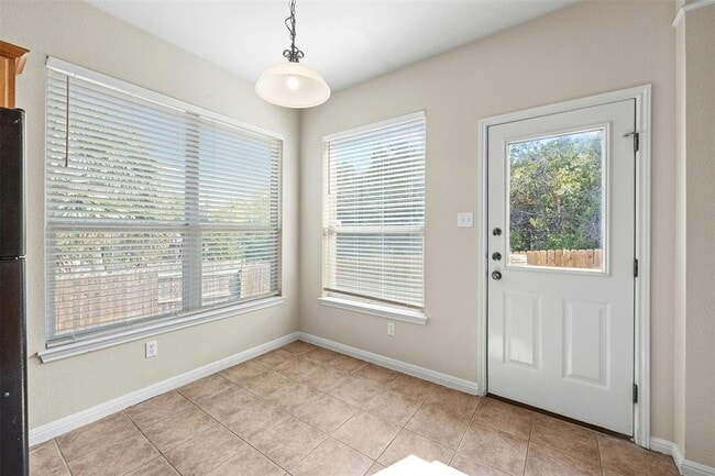 Building Photo - 11305 Brixey Ln