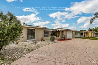 Building Photo - 3110 Pinon Dr