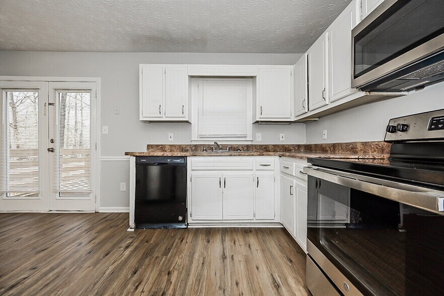 Building Photo - 308 Winchester Ct