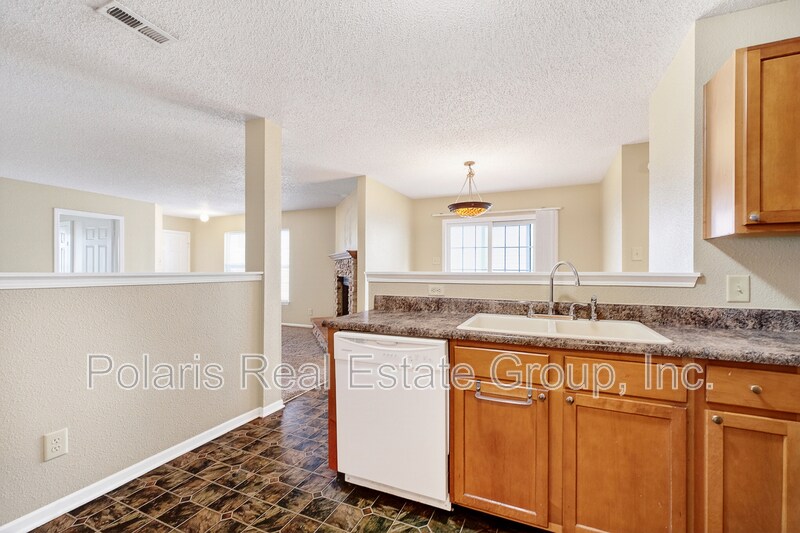 Building Photo - 12830 Freedom Dr