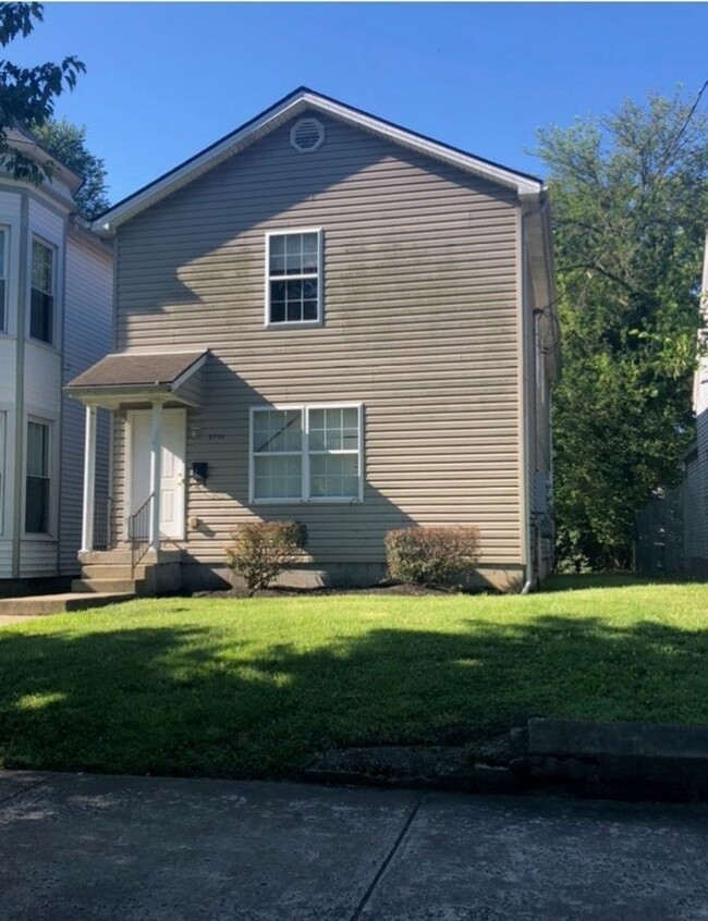 Primary Photo - 2714 W Main St