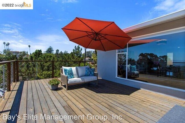 Building Photo - 3 br, 2 bath House - 4200 Aberfoil Ave