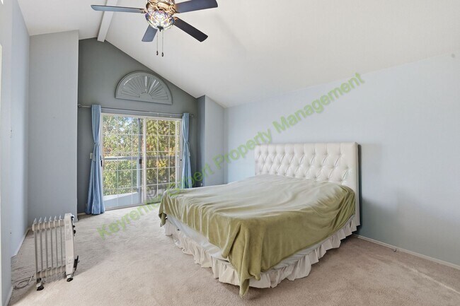 Building Photo - Lakefront Gilbert Home in Prime Location Near Parks, Shopping & Easy Freeway Access