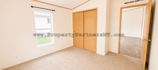 Building Photo - 3 Bed 2 Bath remodel Modular house