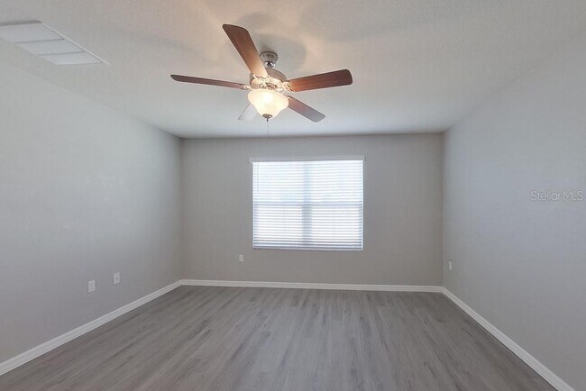 Building Photo - 8684 SW 44th Ct