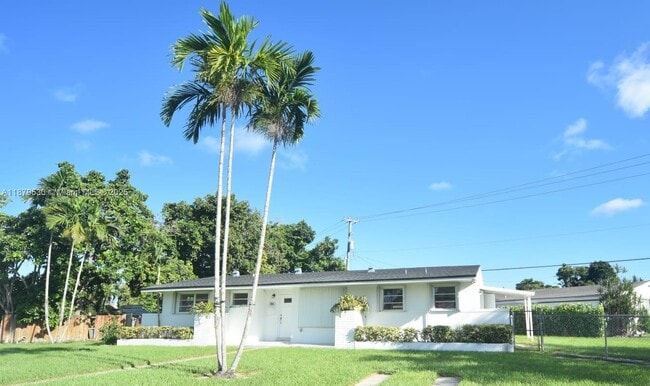 Primary Photo - 18601 SW 97th Ct