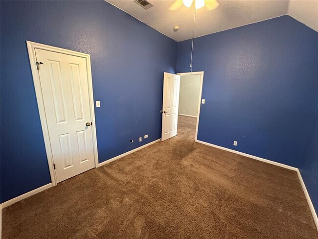 Building Photo - 9212 Sommerland Wy