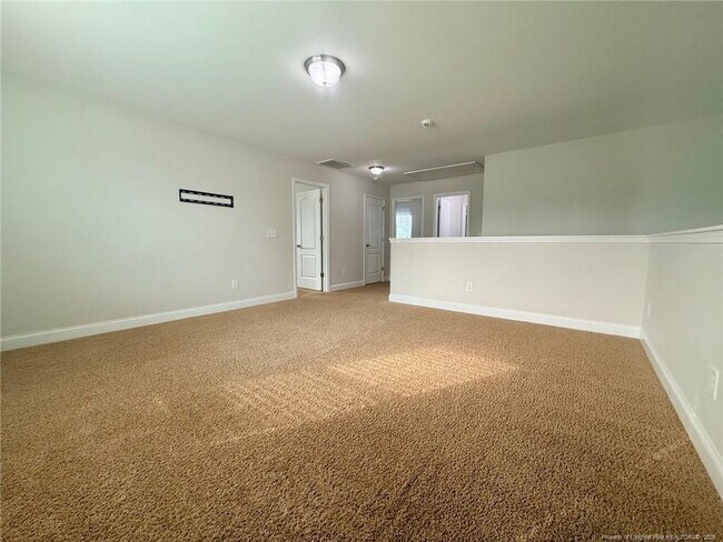 Building Photo - 151 Pittfield Run