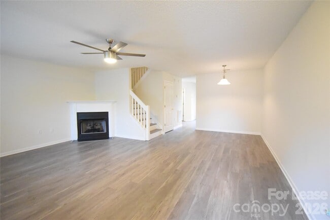 Building Photo - 12563 Bluestem Ln