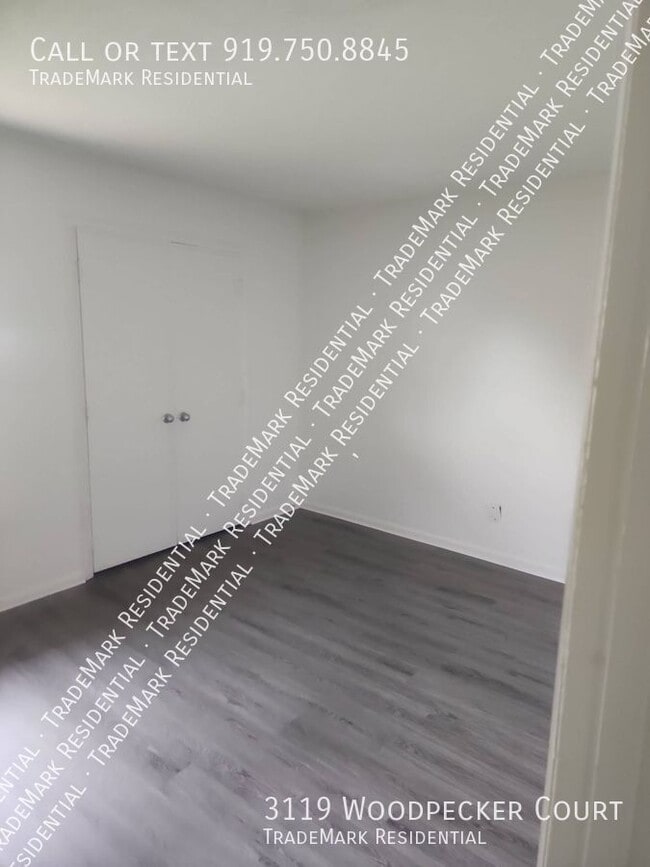 Building Photo - 3119 Woodpecker Ct