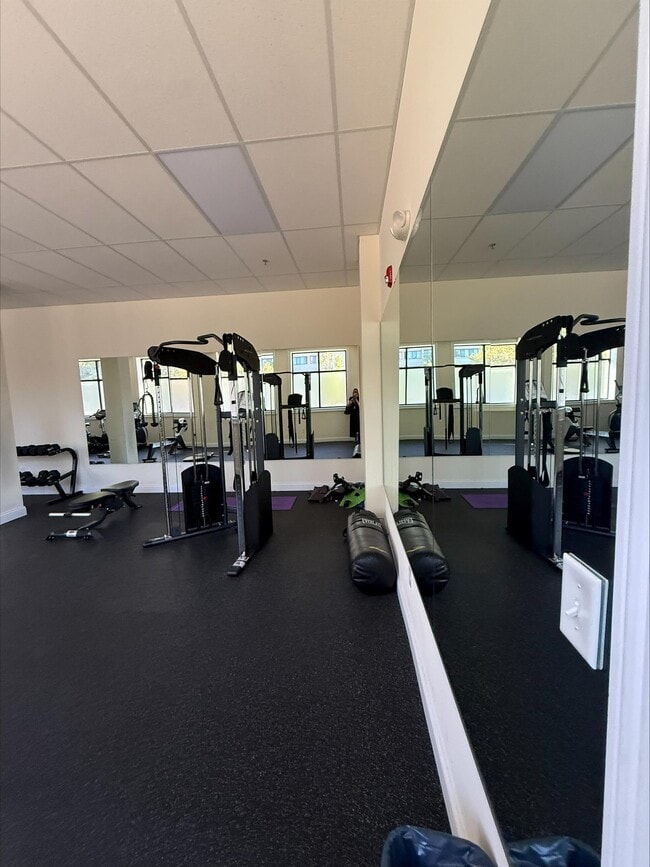 Building Photo - 90 Clinton Ave