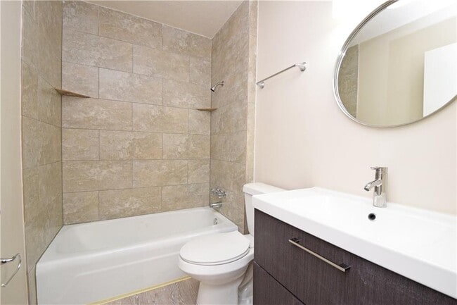 Building Photo - 6400 Brookside Dr