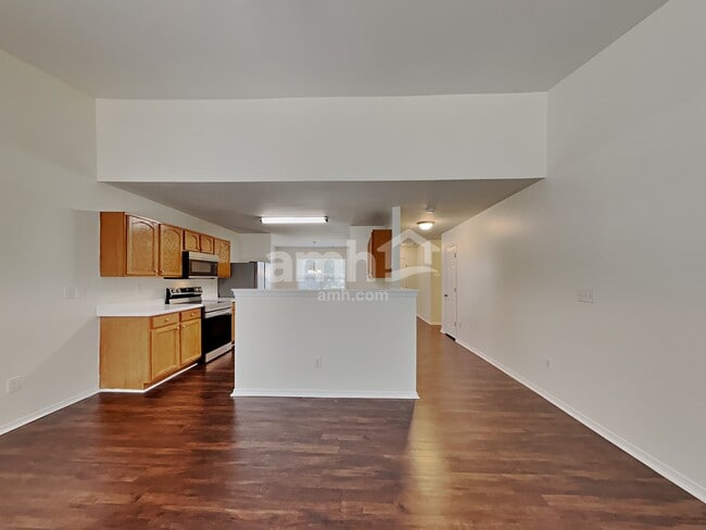 Building Photo - 8117 Rosberg Ln