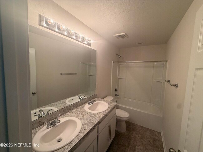 Building Photo - 12591 Lake Taylor Ln