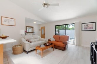 Building Photo - 1073 Goldenrod Rd