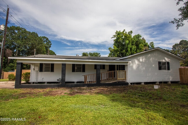 Building Photo - 408 Martin Luther King Jr Dr