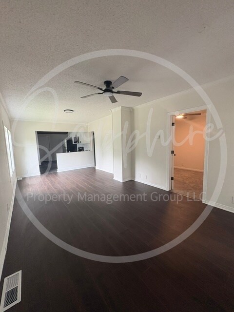 Building Photo - 8110 The Paseo