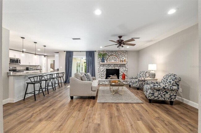 Building Photo - 4530 SE 14th St