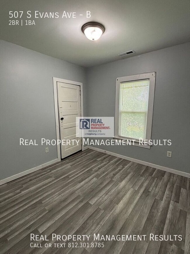 Building Photo - 507 S Evans Ave