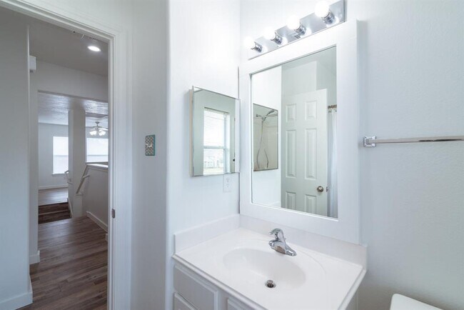 Building Photo - Troy Drive, Missouri City, TX 77459 - 3 BR 2.5 BA single-family home
