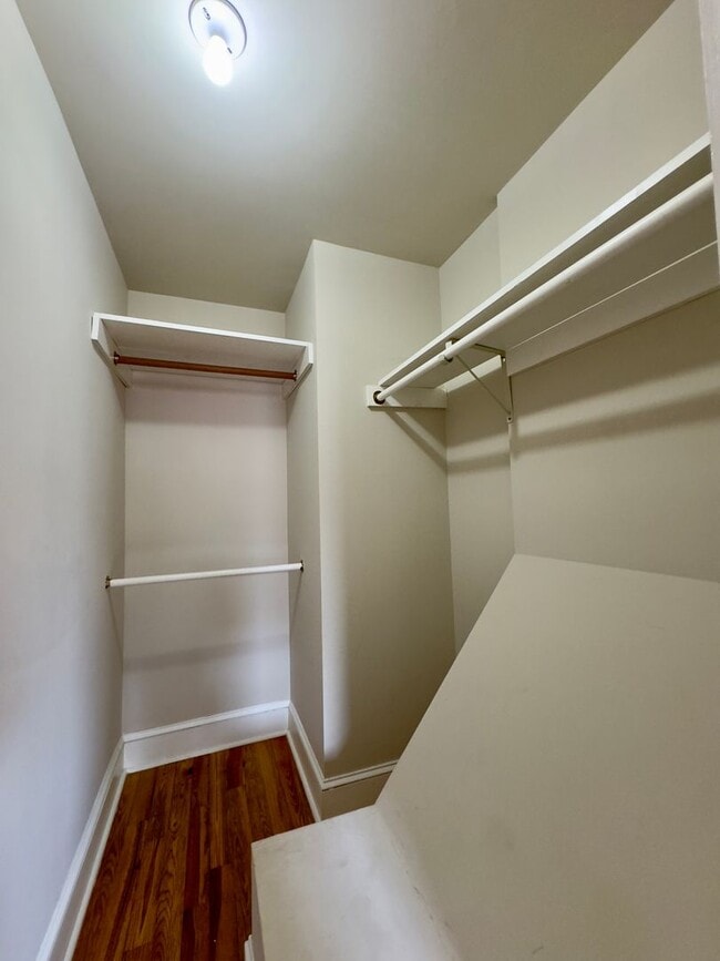 Building Photo - Charming 2 Bedroom/1 Bathroom Townhome with Deck and Parking Pad in South Baltimore!