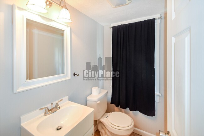 Building Photo - 3116 Ruckle St