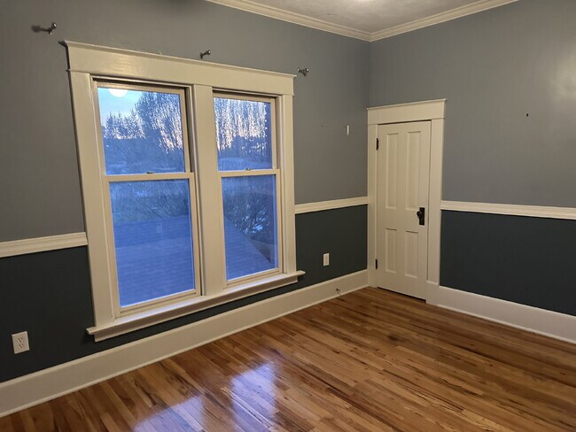 Building Photo - "Charming 3-Bed Oasis with Granite Touches & Cozy Fireplace in Nampa!"